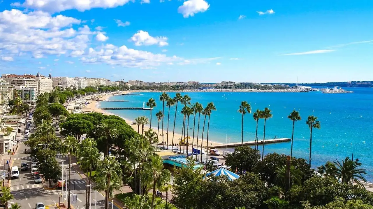 La Batisse En Blanc Hotel Golfe-Juan