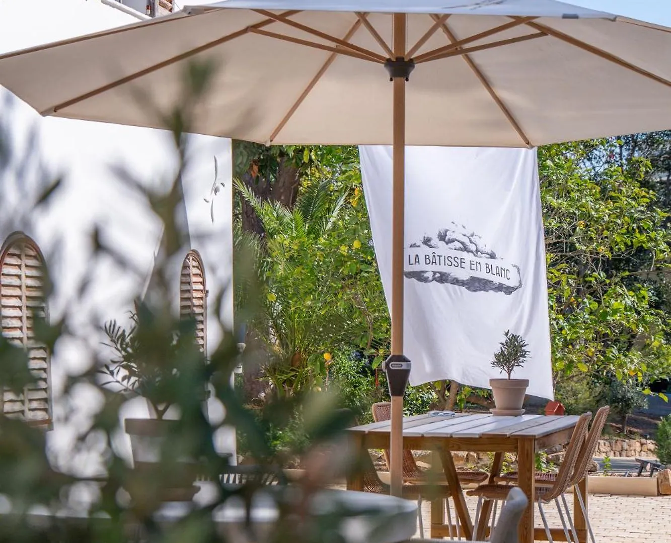 La Batisse En Blanc Hotel Golfe-Juan