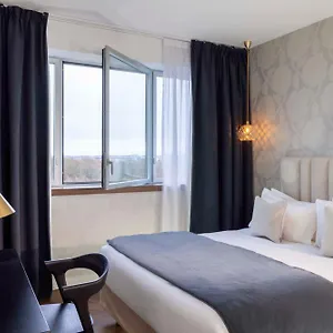 **** Hotel Western Isidore France